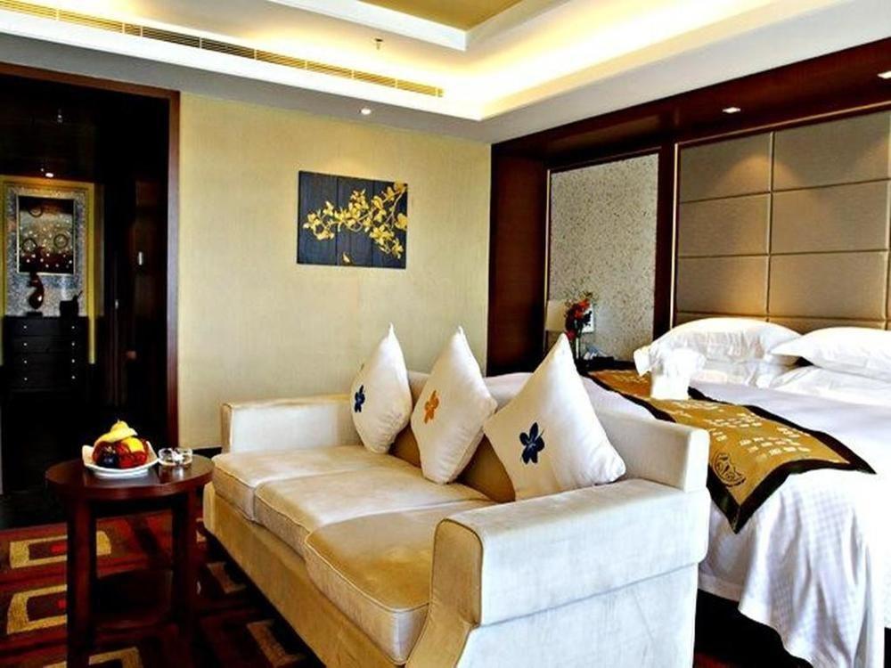 Marina Spa Hotel Sanya Esterno foto