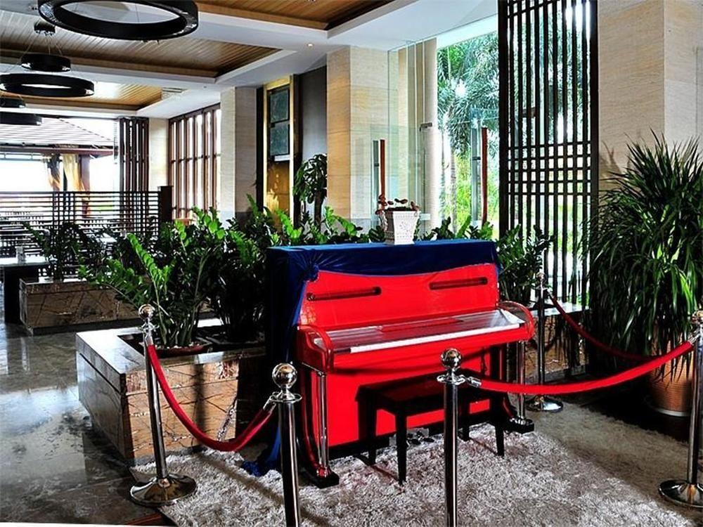 Marina Spa Hotel Sanya Esterno foto