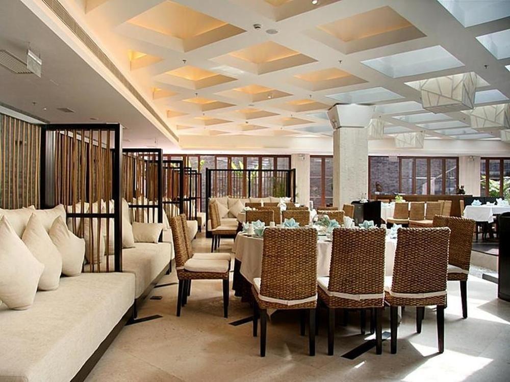 Marina Spa Hotel Sanya Esterno foto