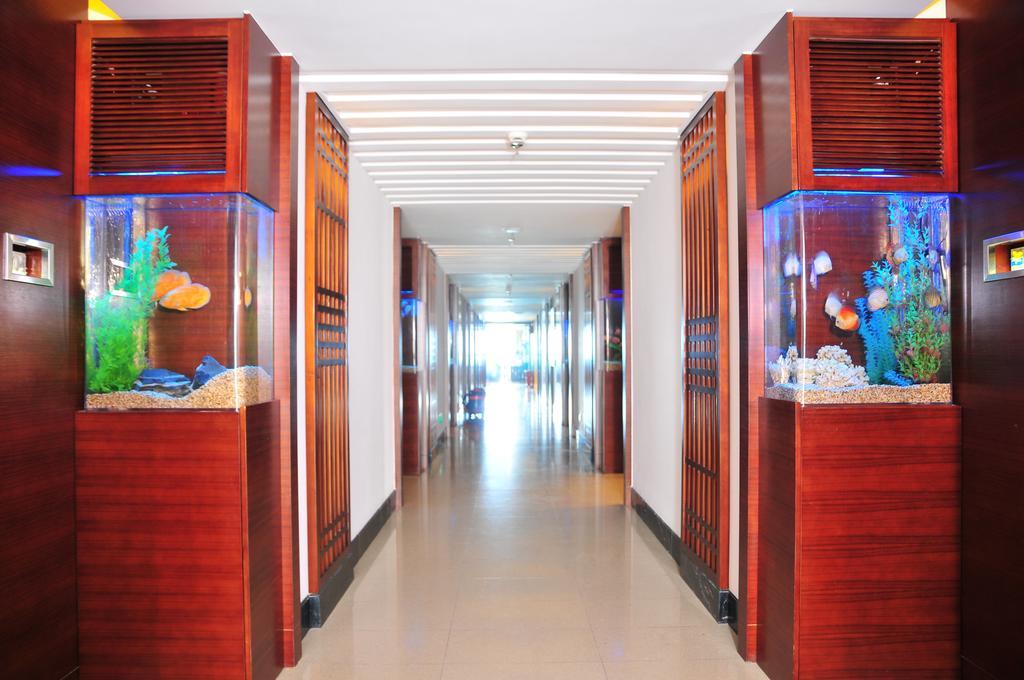 Marina Spa Hotel Sanya Esterno foto