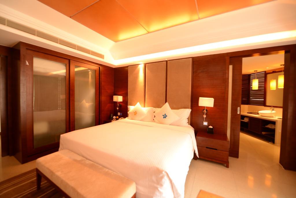 Marina Spa Hotel Sanya Esterno foto